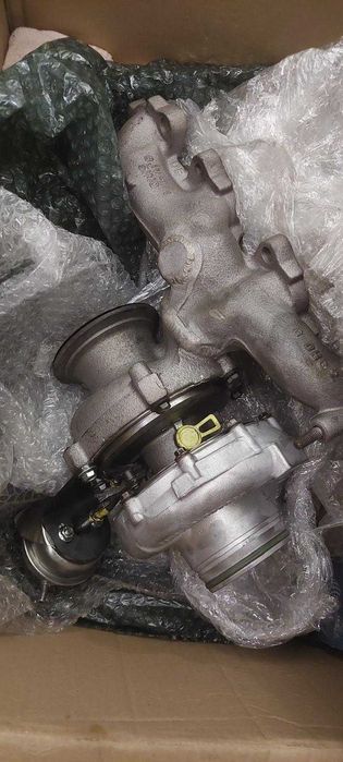 De vânzare Turbină BMW F10 2260 + Actuator Vacumatic + Galerie BKD