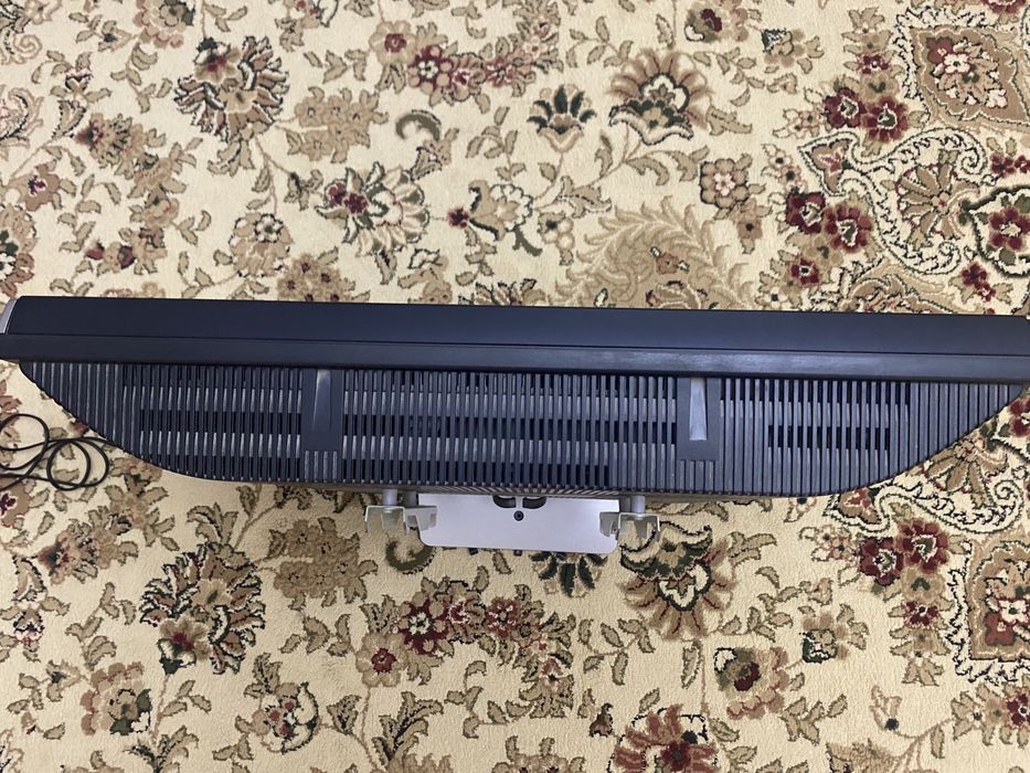 Телевизор Toshiba с пультом