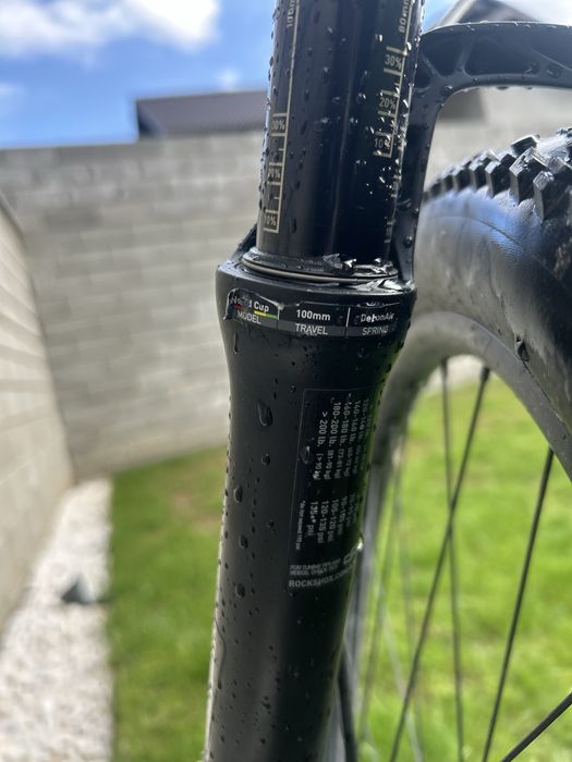 Canyon Lux CF carbon, full suspension, RockShox World Cup, 29”