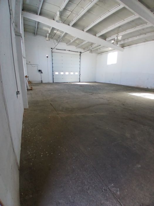 Hala de inchiriat pe strada abatorului nr 12