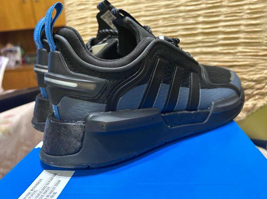 Маратонки за бягане и свободно време Adidas 'NMD_V3 Schuh'