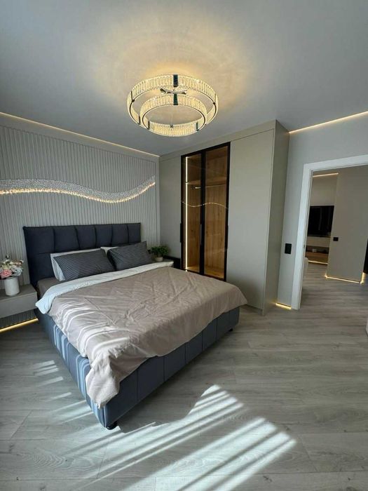 Дава се под наем Двустаен апартамент в София, Дружба 1 - 68 кв.м за 700 € - Снимка #1