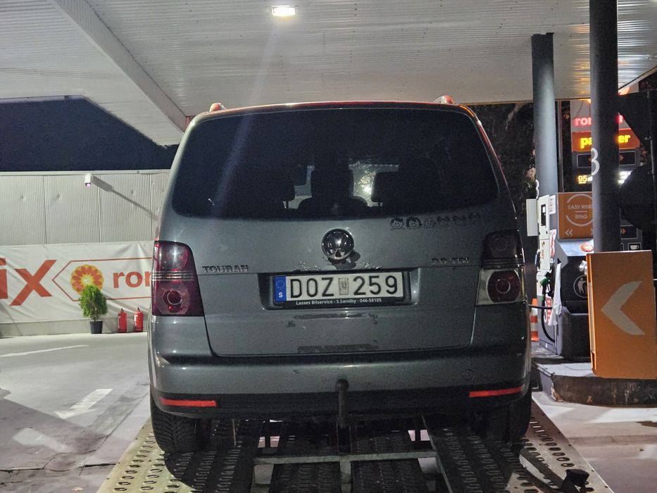 Bot Parte Fata VW Touran Facelift FL 2.0 TDI BMM Bara Far Faruri Capota Aripa aripi Grila Pachet fata completa Tragar Radiatoare electroventilatoare