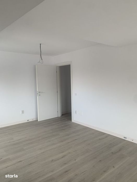Apartament 4 camere decomandat, NOU, George Enescu