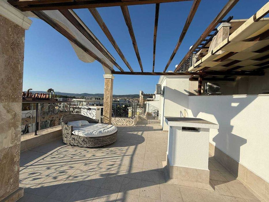 Продава се Двустаен апартамент в к.к. Слънчев бряг - 68 кв.м за 1 €/кв.м - Снимка #6