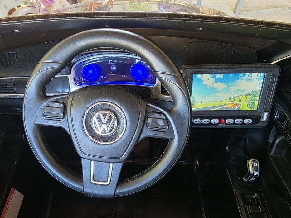 Vw Touareg електрическа количка с дистанционно