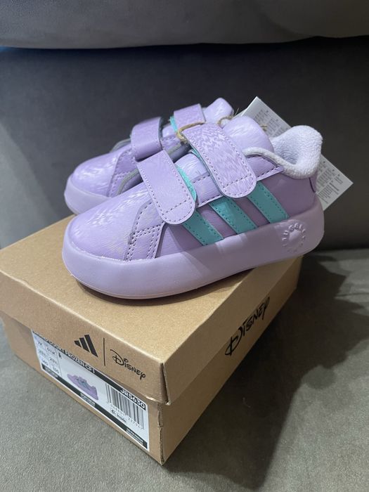 Adidas Grand Court Frozen 23,5 кецове / маратонки