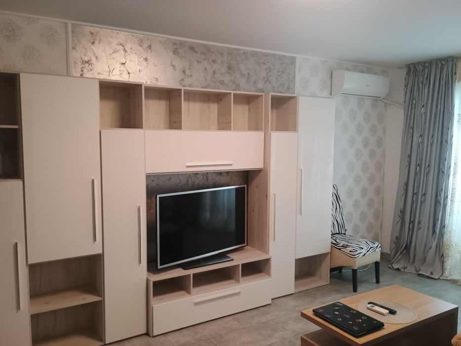 Apartament 2 camere, spațios zona Piata Centrala