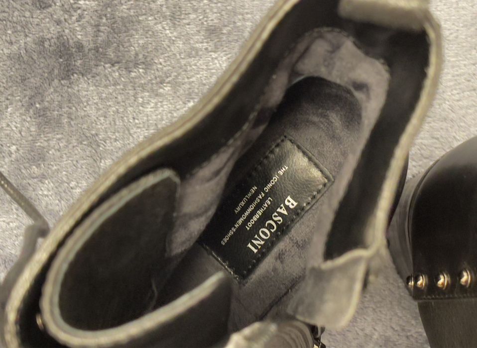 Черные ботинки Basconi