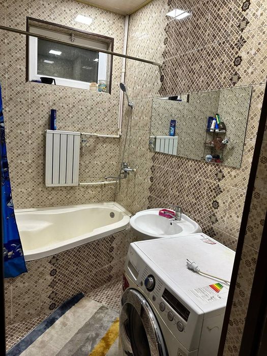 Коттедж сотилади 4 сотих 2 этаж+ 2сотих ер