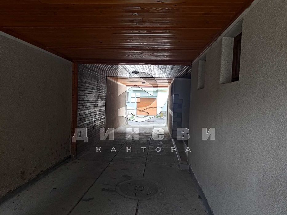 Продава се Гараж / Паркомясто в Стара Загора, Аязмото - 18 кв.м за 1323 €/кв.м - Снимка #1