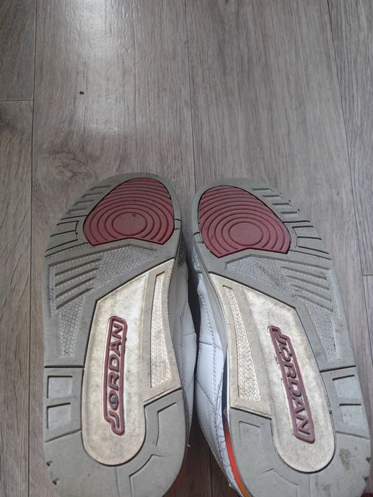 Продам Air jordan 3 sufflower