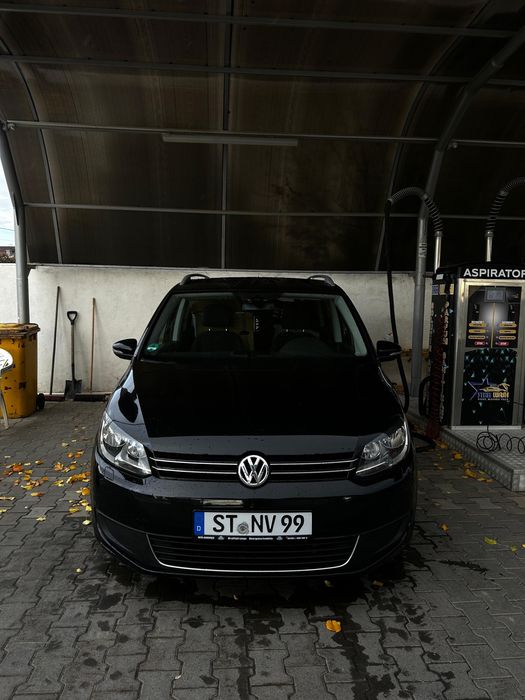 VOLKSWAGEN Touran 2013 — imagine 3