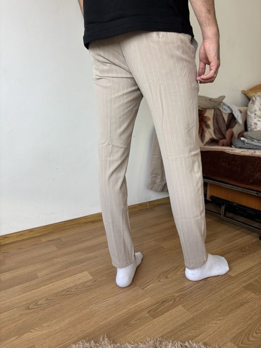 Pantaloni de bărbați – casual/smart-casual