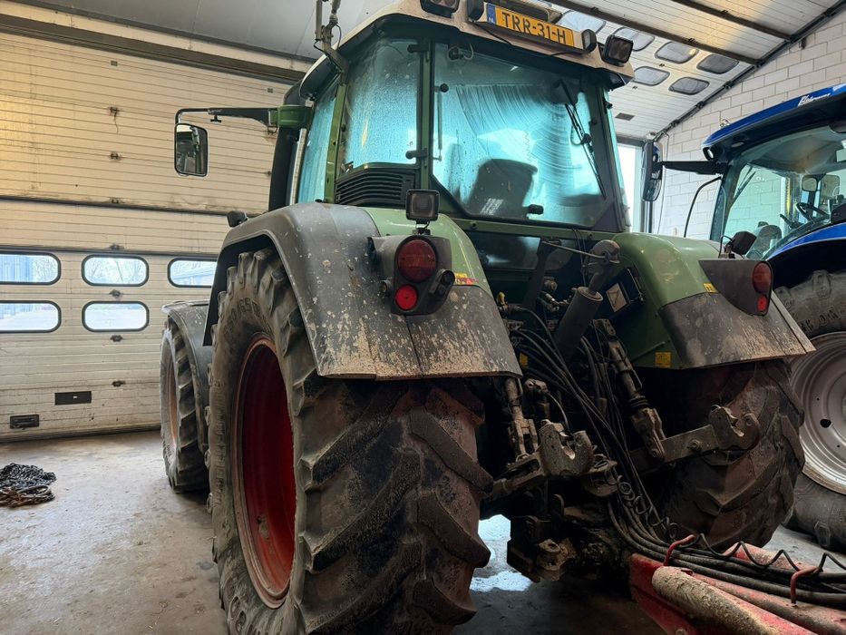 Tractor Fendt Vario 820