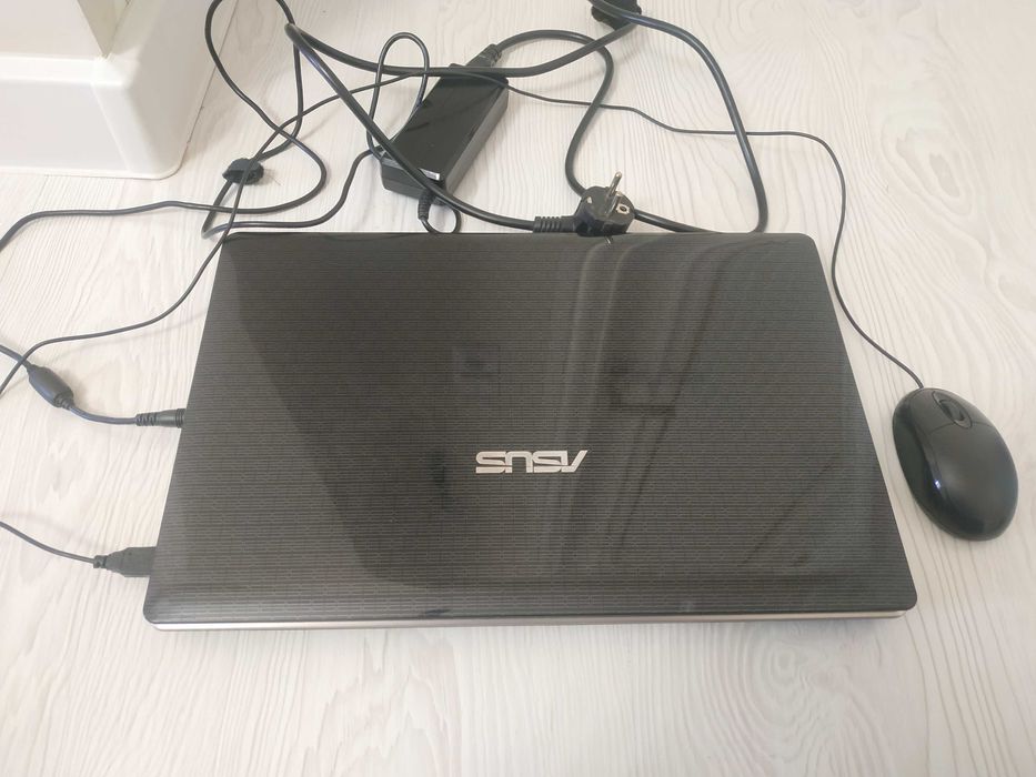 Ноутбук ASUS i5-2410M / 4GB / HDD 500GB