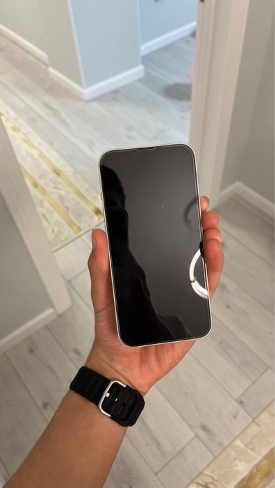 IPHONE 13 новый