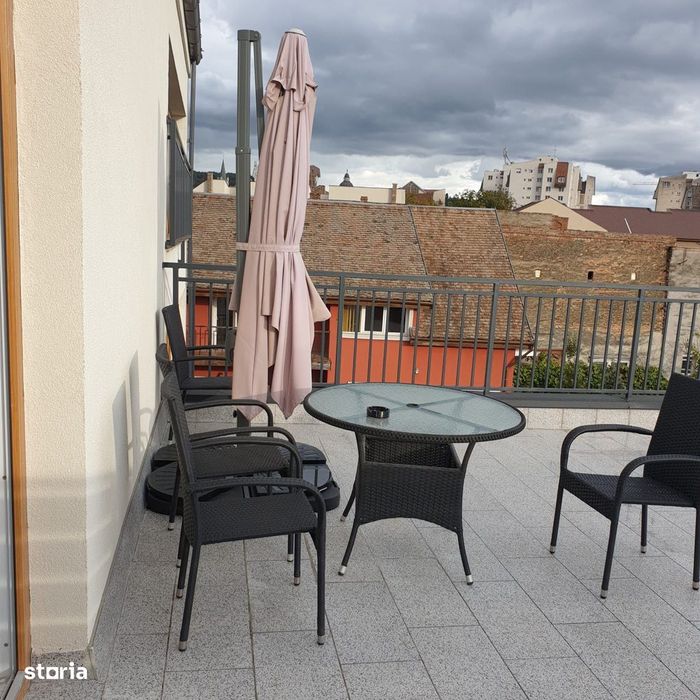 Spațiu de birouri de 95 mp + terasa 90 mp zona Centrala