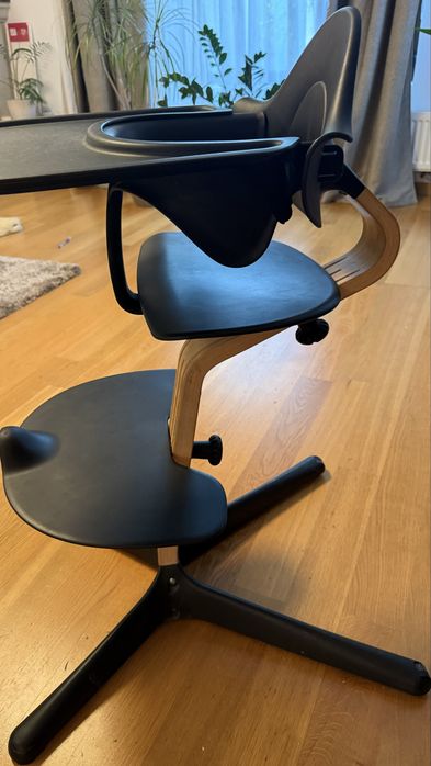 Scaun de masa Stokke Nomi