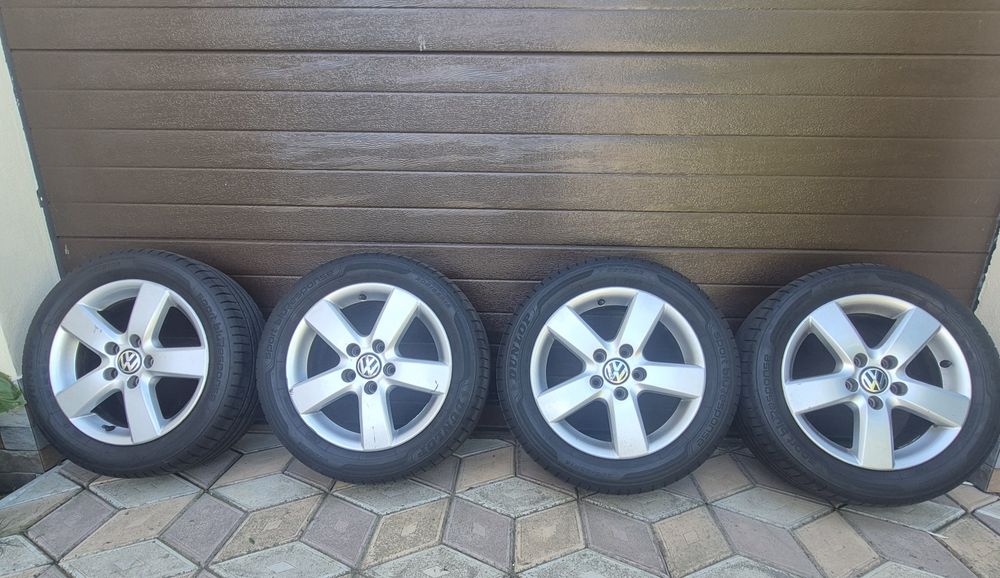 Jante Aliaj Originale VW R16 5x112 + Anvelope Vară Dunlop 205/55 R16