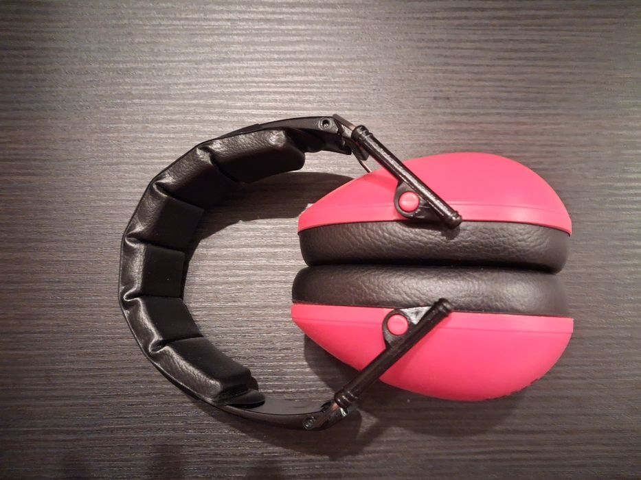 Vând cască bebeluș