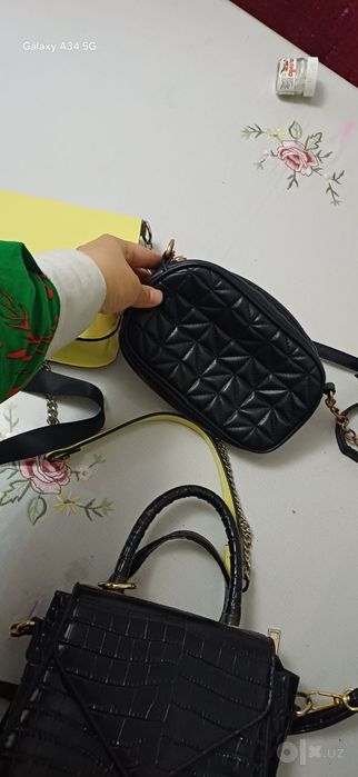 Sumka sotiladi 25 mingdan