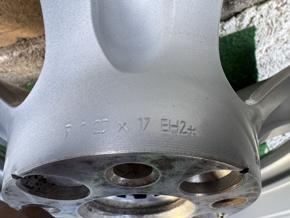 4 броя Джанти БМВ BMW Style 243 17 цола за E60 E61 E34 E46 E90 E91