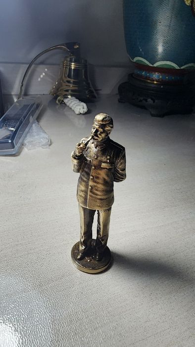 12 см высота сталина.бронза.