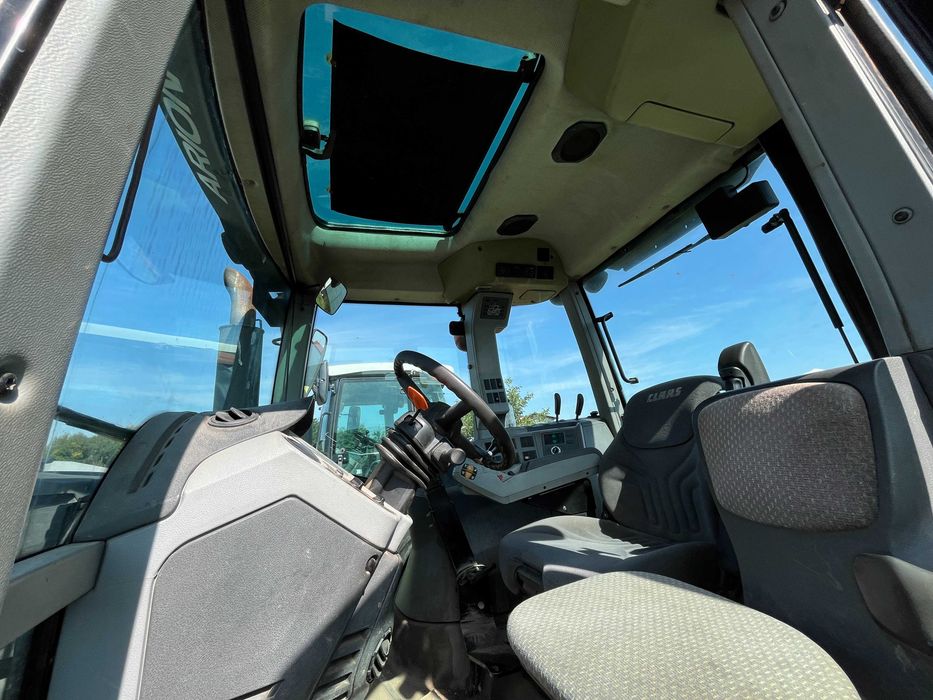 Tractor CLAAS Arion 640 CEBIS
