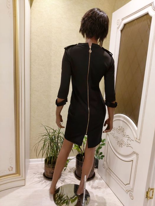 Платье чёрное миди