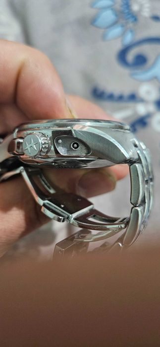 Часы Hamilton срочно