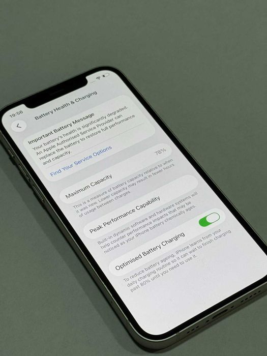 Мобилен телефон iPhone 12 64GB