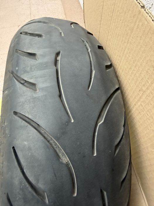 Гума 120/70/17 190/55/17 Metzeler Roadtec 02
