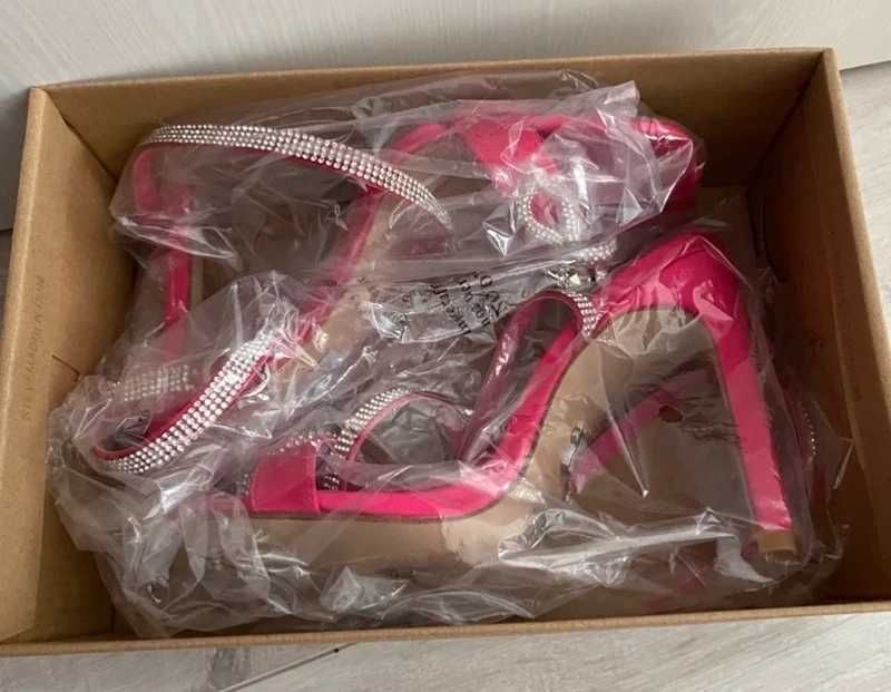 Sandale elegante roz