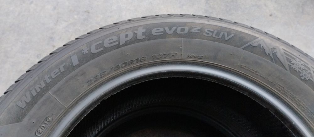 Зимни гуми 235/60R18 Hankook