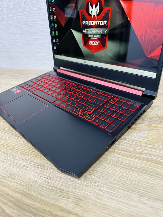 ACER Nitro Ryzen 5-8 Ядерный с Топ Видеокартой RX560 для игр и IT