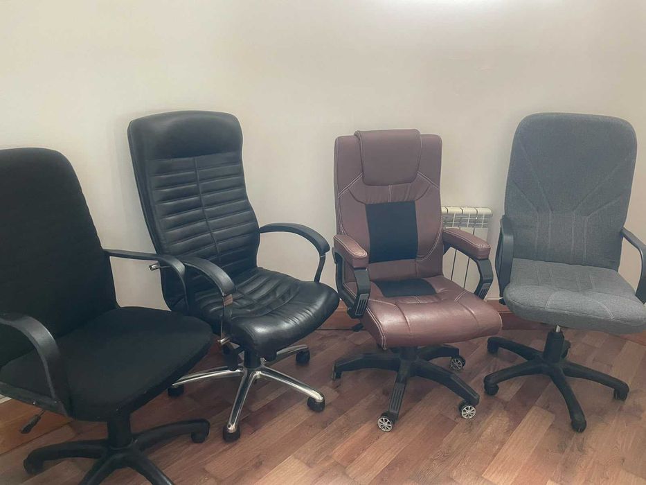 Продам стулья офисные б/у