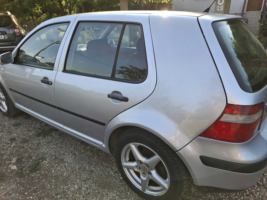 VOLKSWAGEN Golf 2003 — imagine 5
