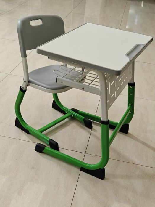 Одноместная школьная парта