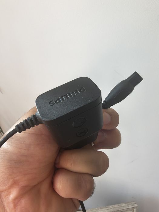 Aparat bărbierit Philips AquaTouch