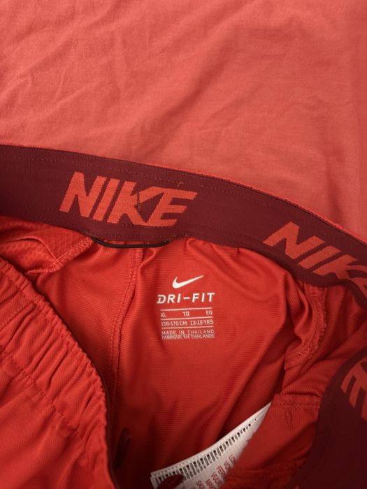 Къси Гащи Nike Swoosh