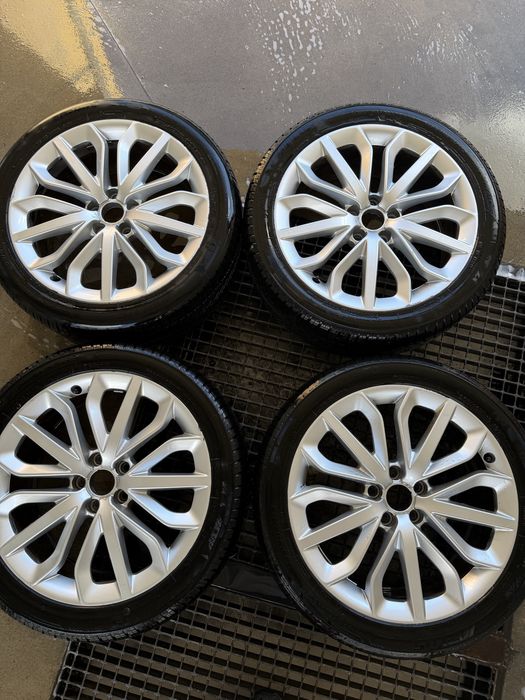 Audi 5-W-Speichen алуминиеви джанти 7,5Jx19H2 ET33 5x112
