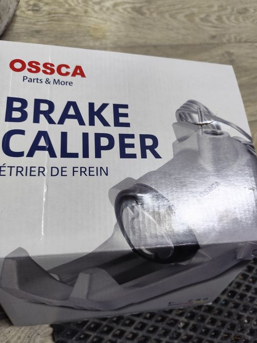 Продам передний суппорт Шевроле Лачетти