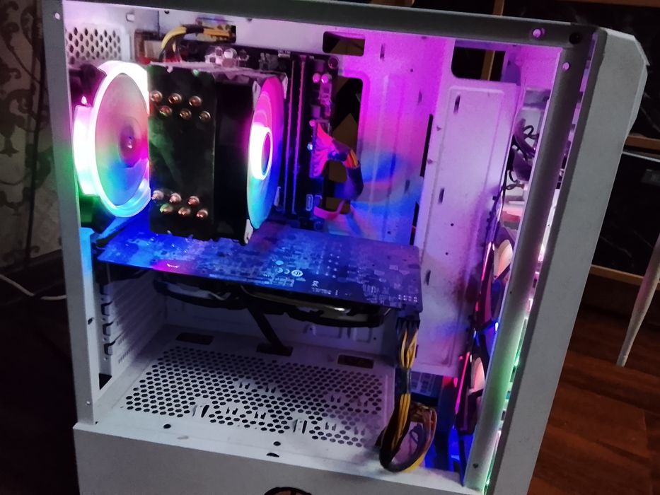 Игровой компьютер i7 / RX 580 / SSD / 16 ГБ RAM