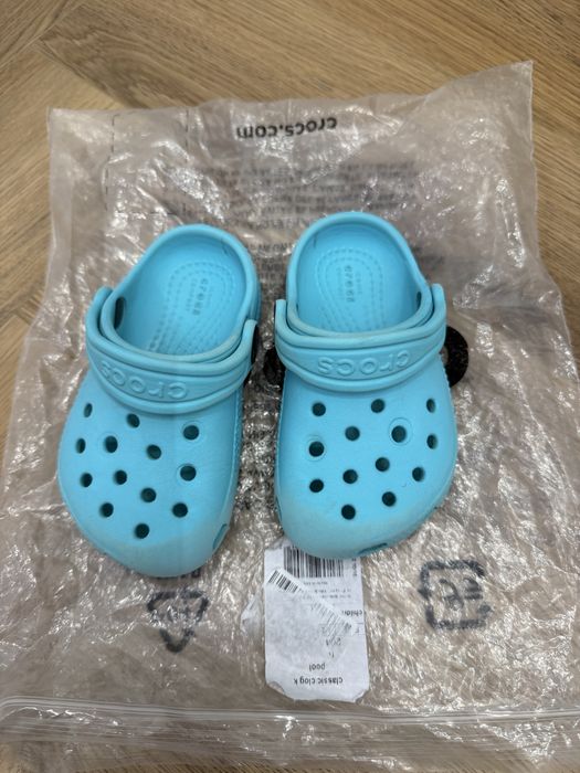 Crocs детские клоги/сандалии