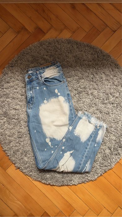 Дамски дънки.