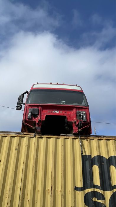 Грузовые авто разбор даф 105 106