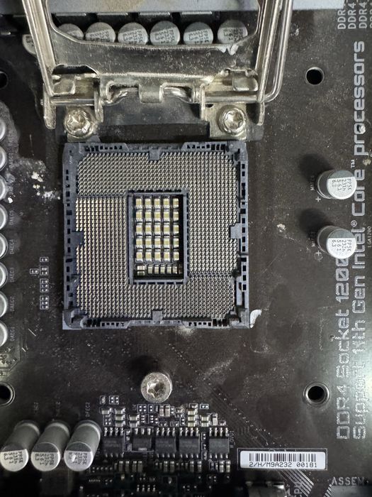 Материнская плата