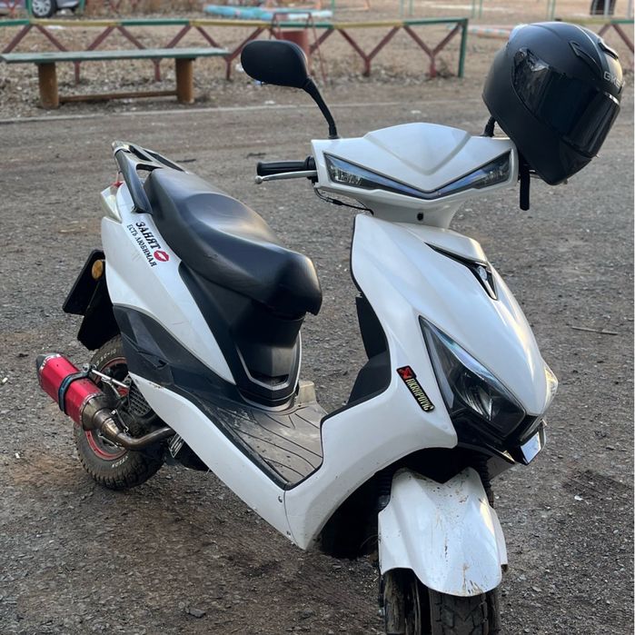 Продается м8 про