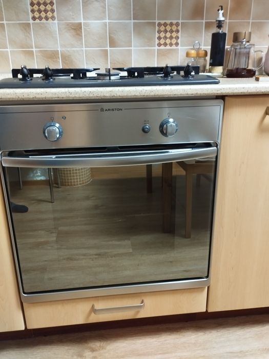 Газовый духовой шкаф Ariston